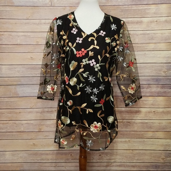 Mechant Tops - NWT Mechant Floral Embroided Sheer Tunic Blouse M